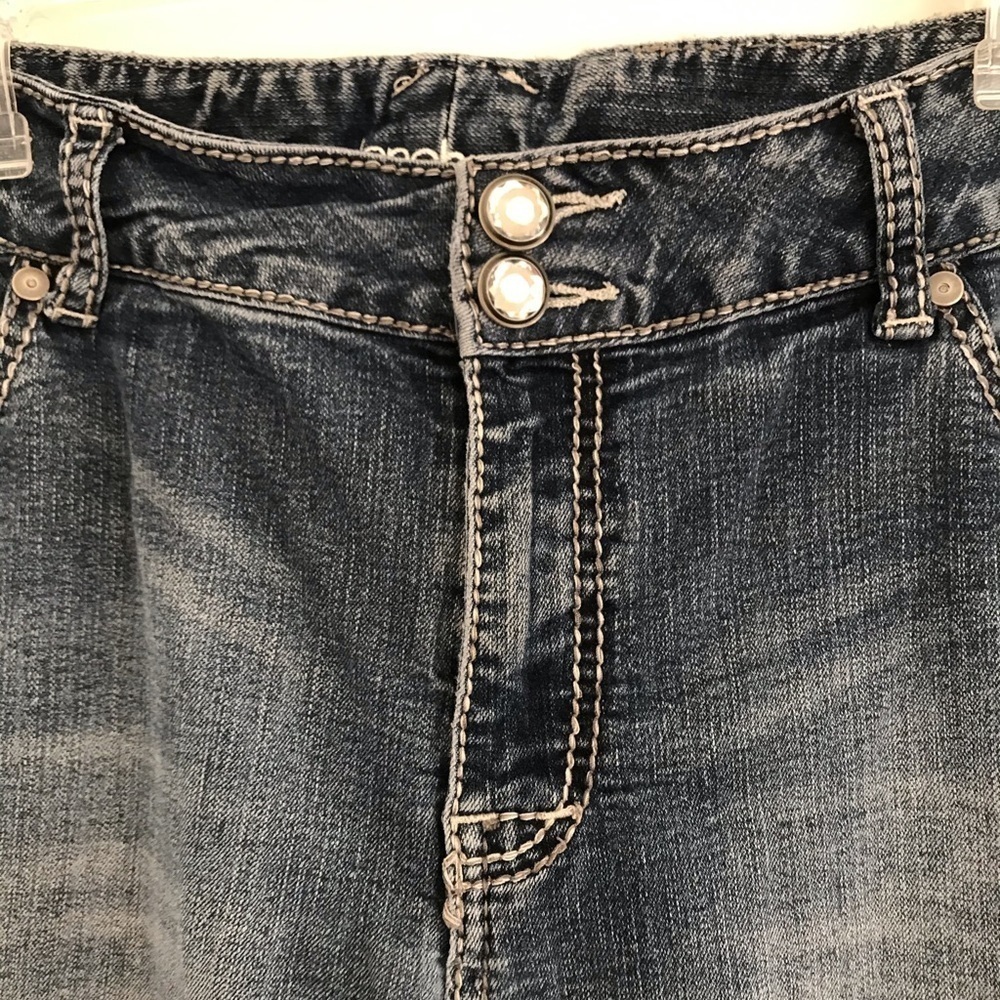 Bling Capris - Picture 5 of 7